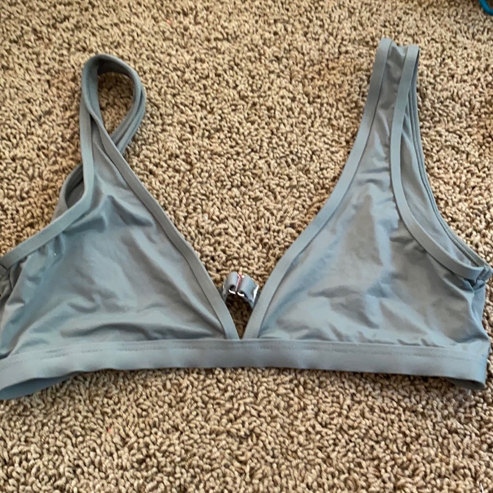 NWOT lulu’s bikini top green size XS cute